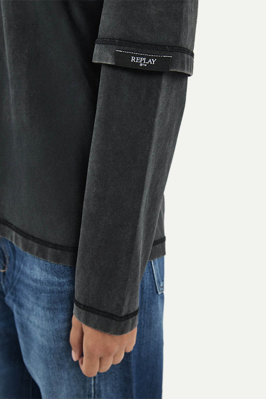 חולצה ארוכה בגזרת אוברסייז בצבע שחור