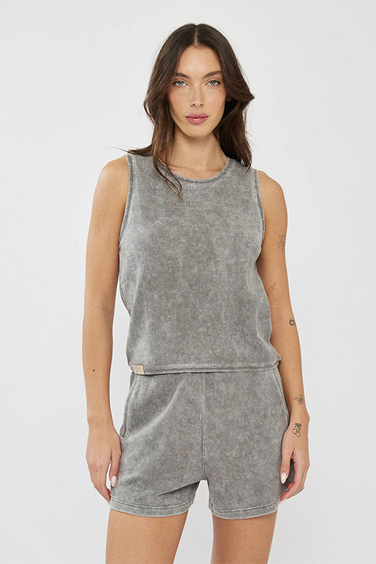 גופיית טנק לנשים בצבע אפור