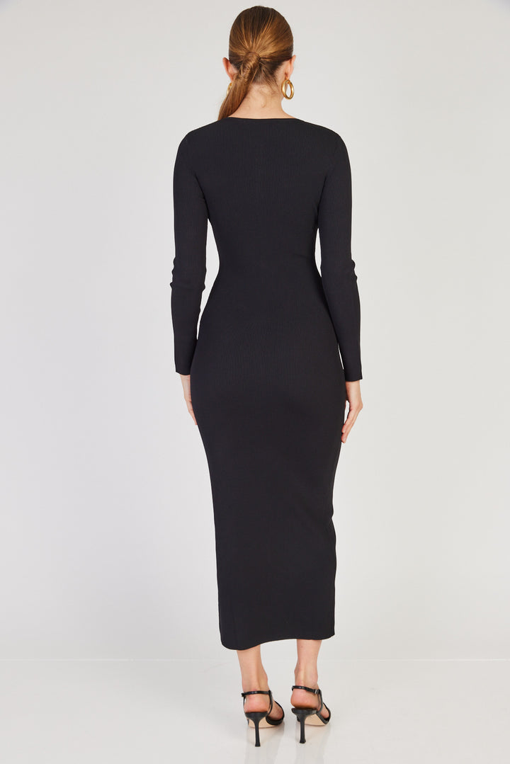 שמלת מקסי אמברה בצבע שחור