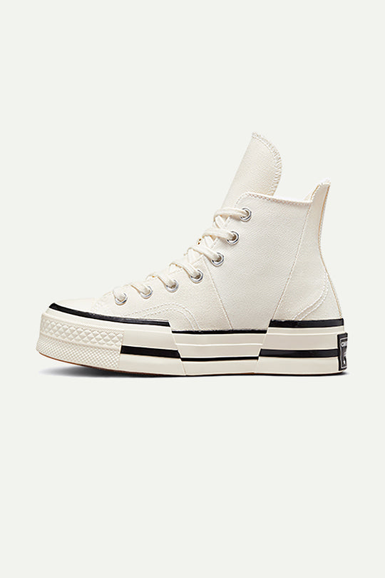 נעלי סניקרס פלטפורמה Chuck 70 Plus High בצבע לבן