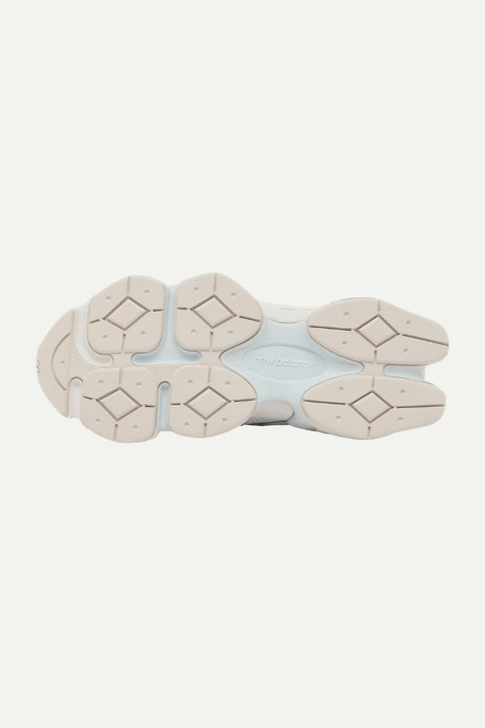 סניקרס U9060SQG בצבע לבן