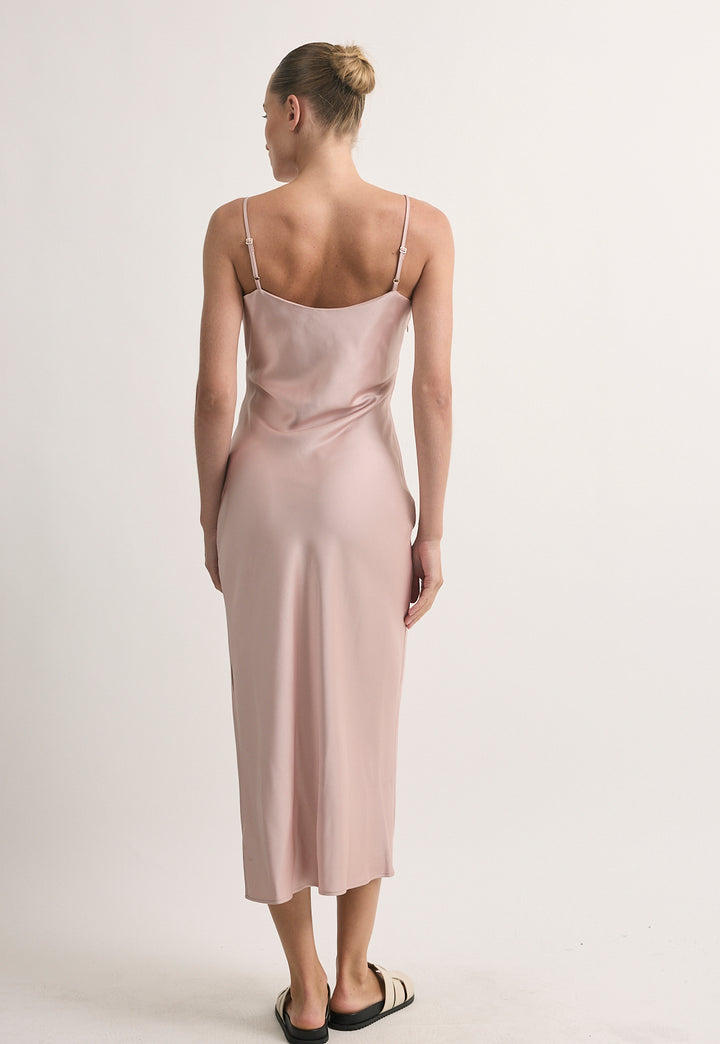 שמלת מידי בצבע ורוד