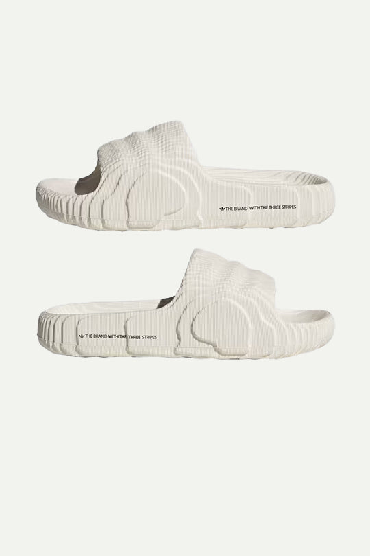כפכפי ADILETTE 22 בצבע אוף ווייט