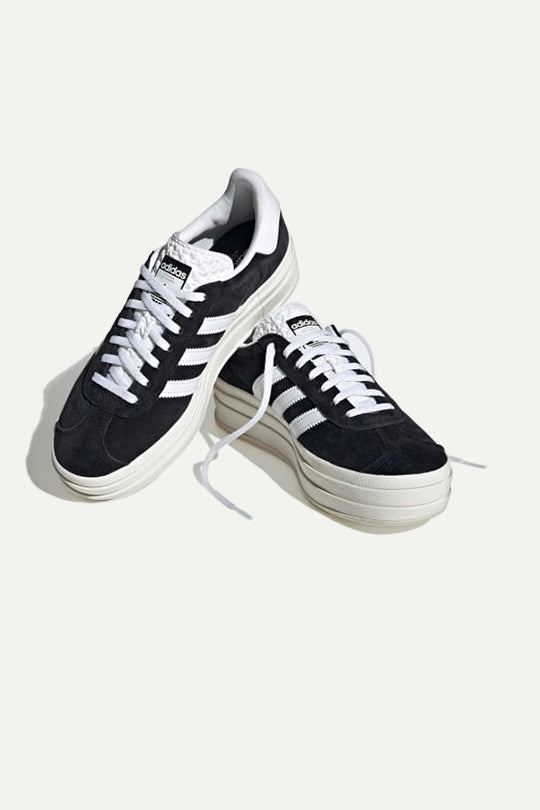נעלי סניקרס פלטפורמה Gazelle Bold בצבע שחור
