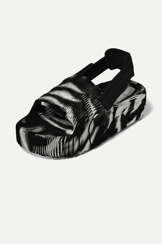 נעלי Adilette 22 Xlg בצבע שחור\לבן