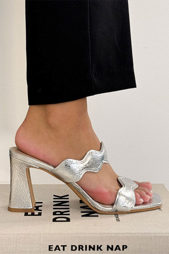 ILVA SILVER DISTRESSED LEATHER