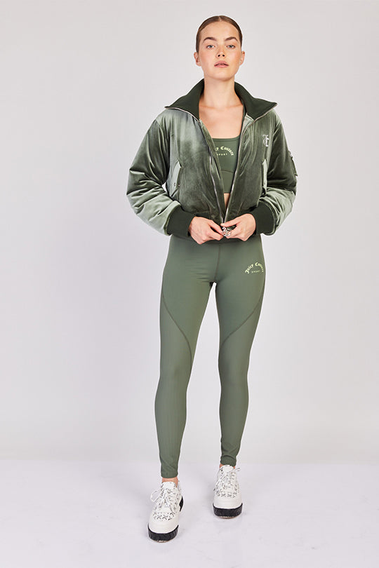חזיית ספורט Racerback בצבע ירוק