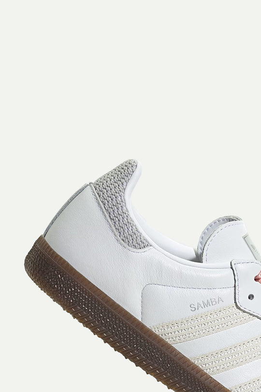 נעלי סניקרס SAMBA OG בצבע לבן