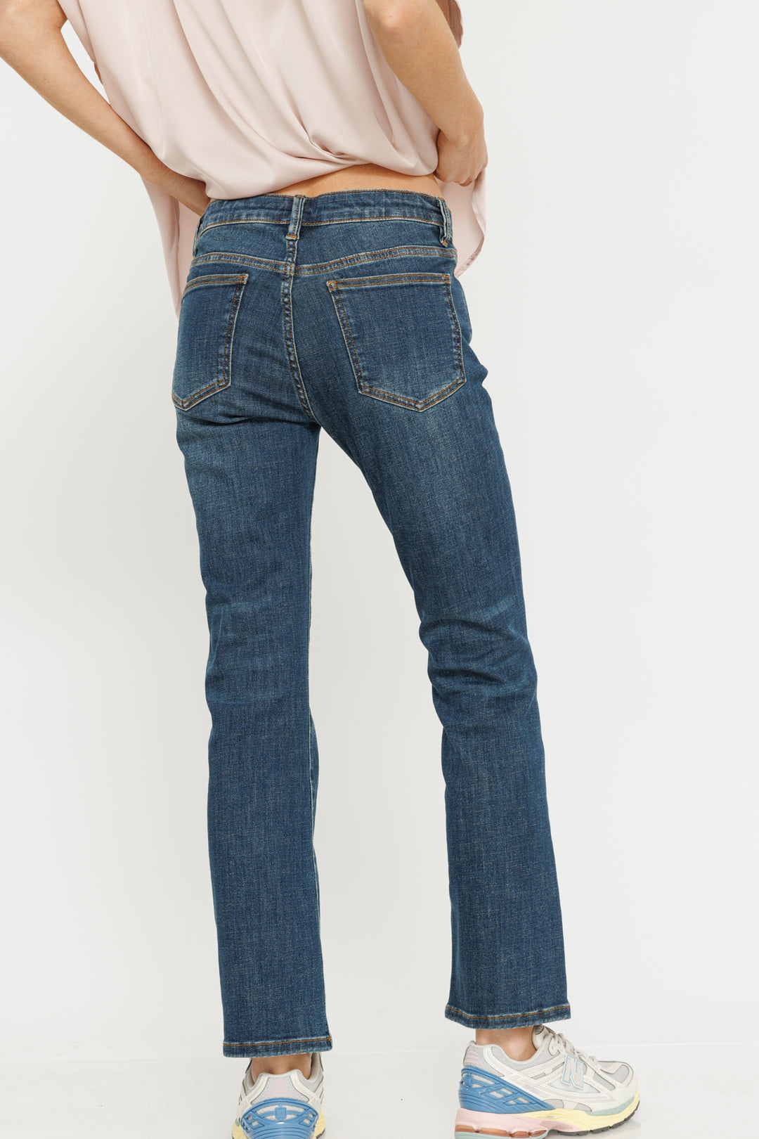 ג'ינס Lia Bootcut/Flare בצבע כחול