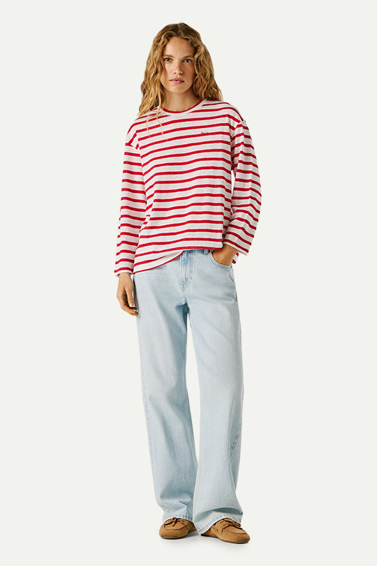 טי-שירט בצבע לבן עם פסים אדומים