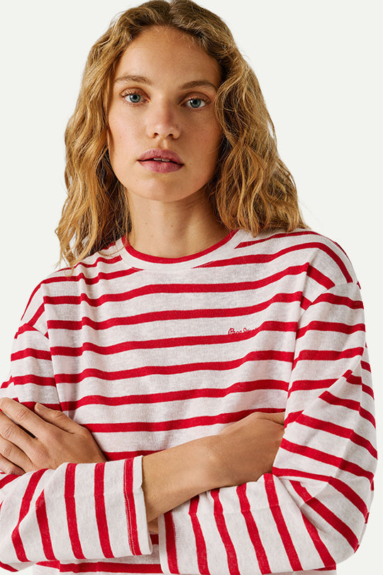 טי-שירט בצבע לבן עם פסים אדומים