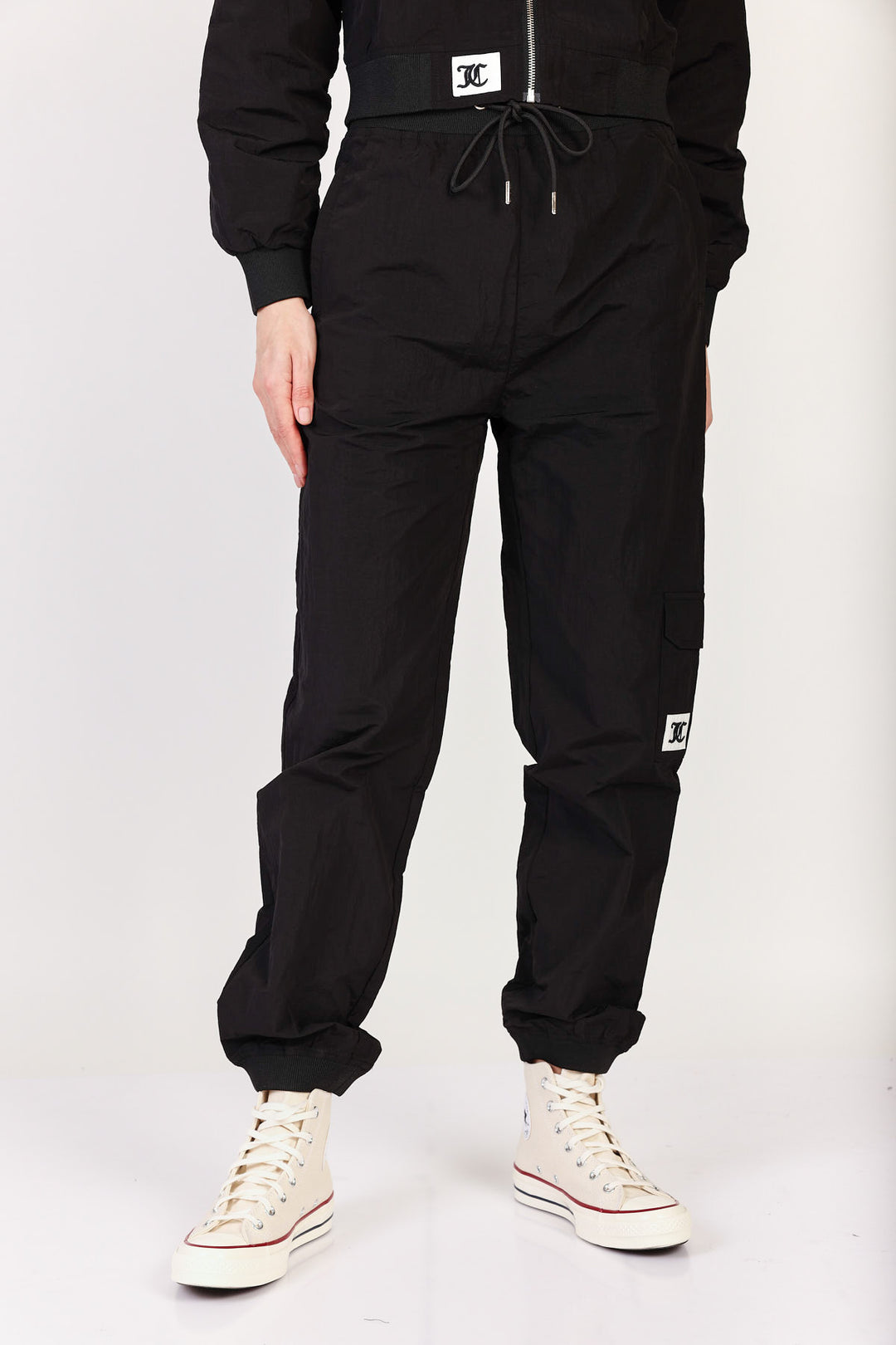 מכנסי טרנינג Judi בצבע שחור