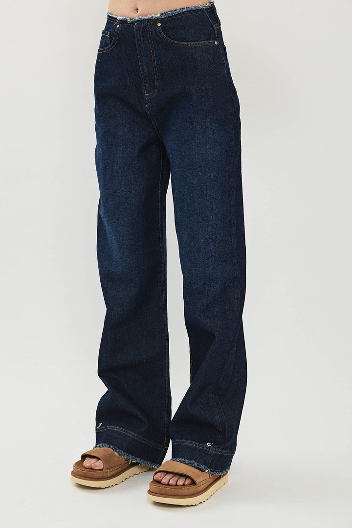 ג'ינס Mid Wide Leg בצבע כחול כהה