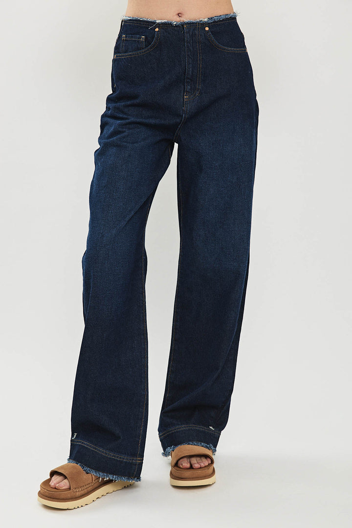 ג'ינס Mid Wide Leg בצבע כחול כהה