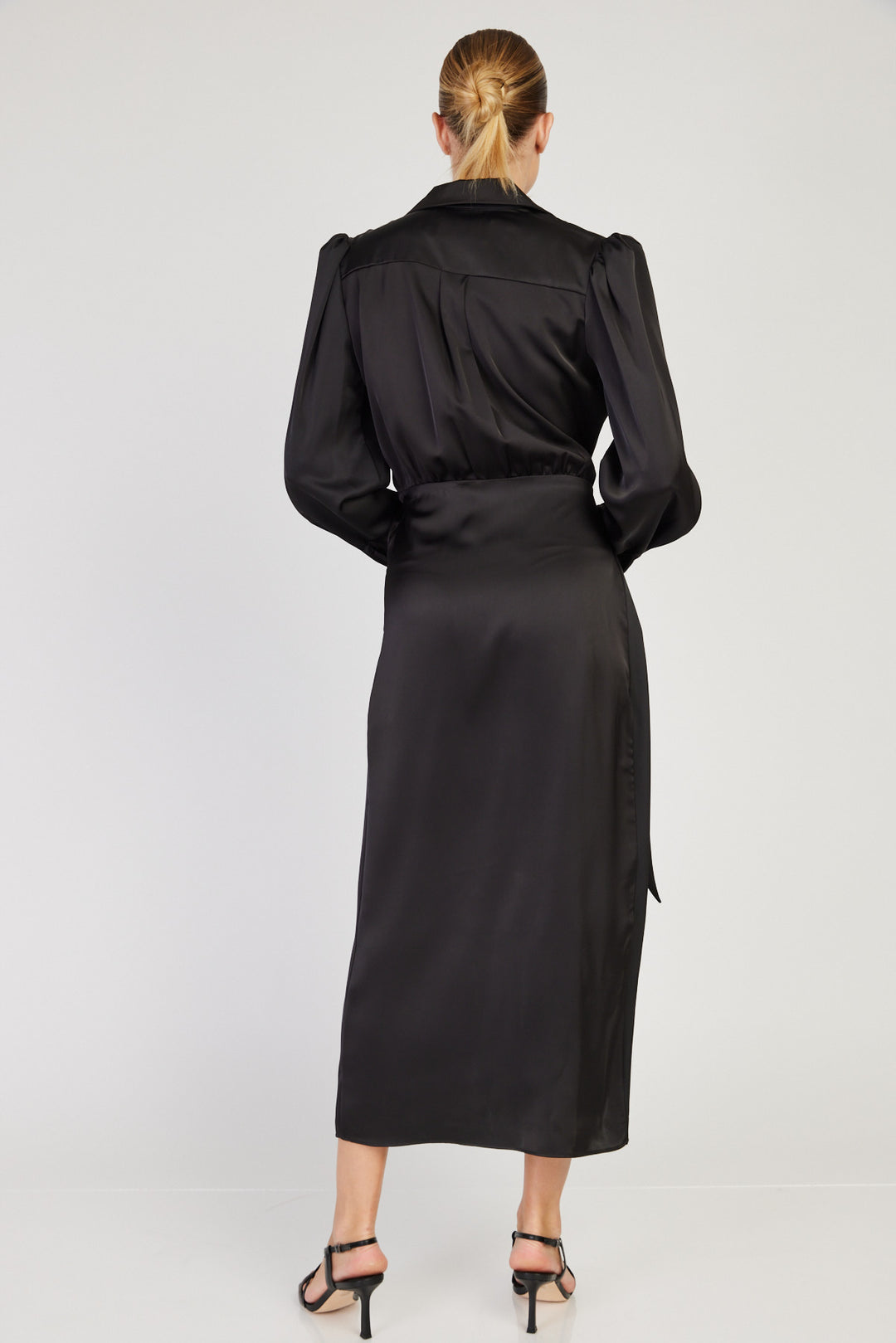 שמלת Elanis בצבע שחור