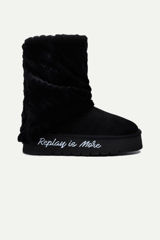 מגפיים CHIC HAIR בצבע שחור