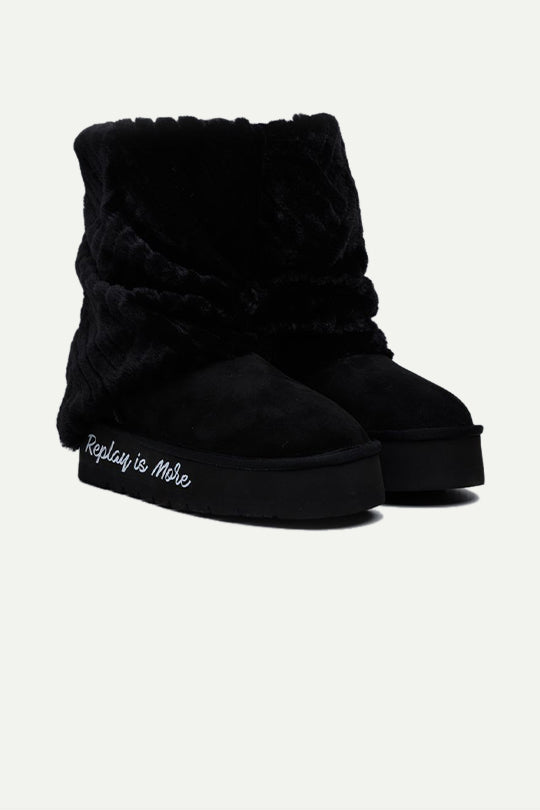 מגפיים CHIC HAIR בצבע שחור