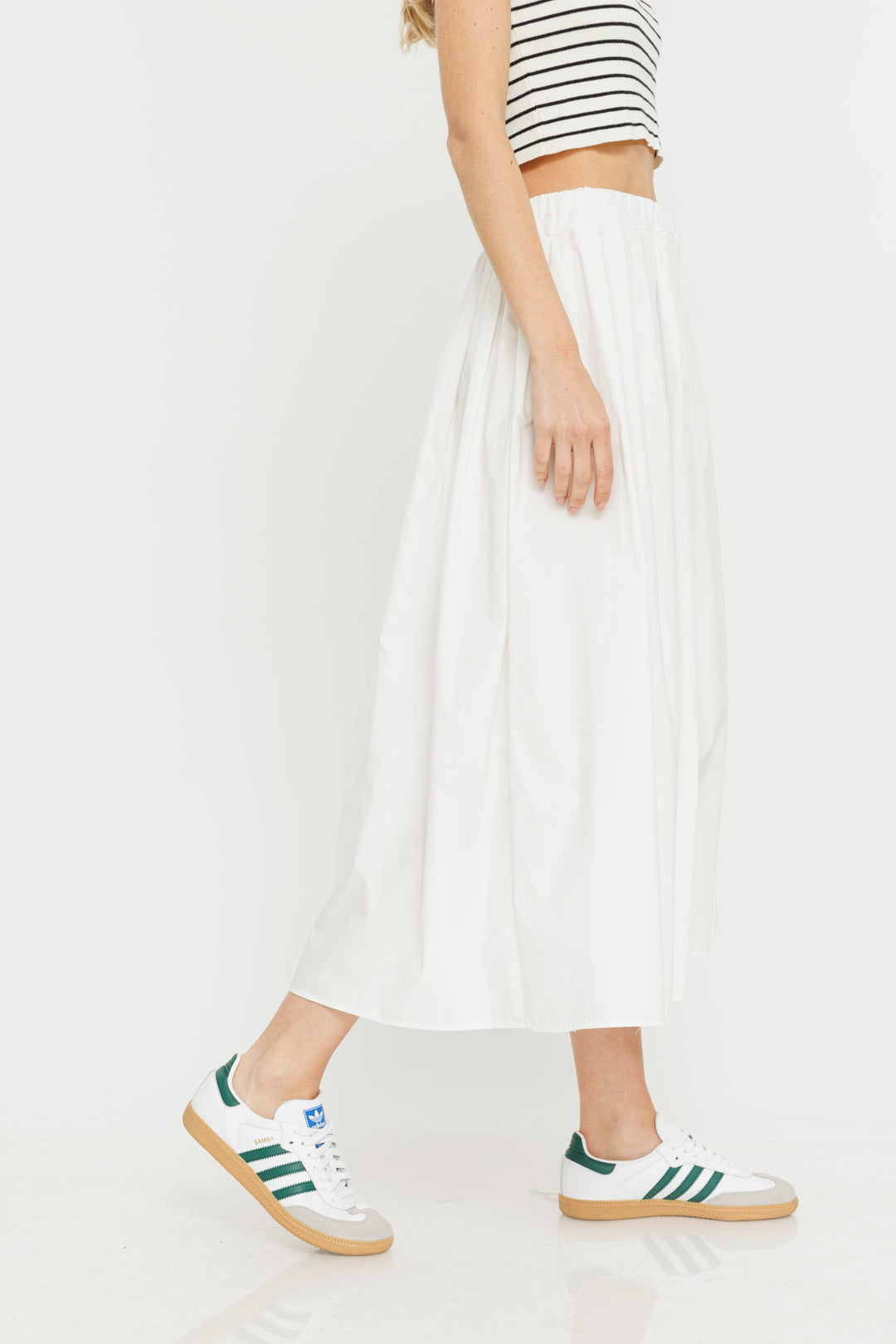 חצאית קפלים A Line בצבע לבן