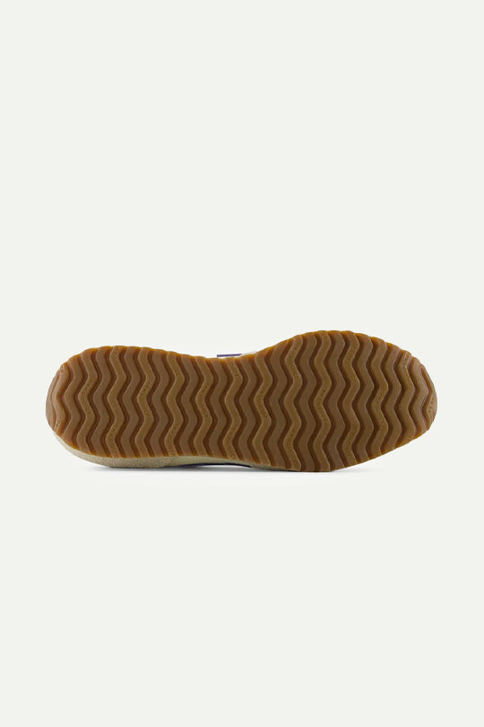 סניקרס U471AA בצבע שמנת עם סגול