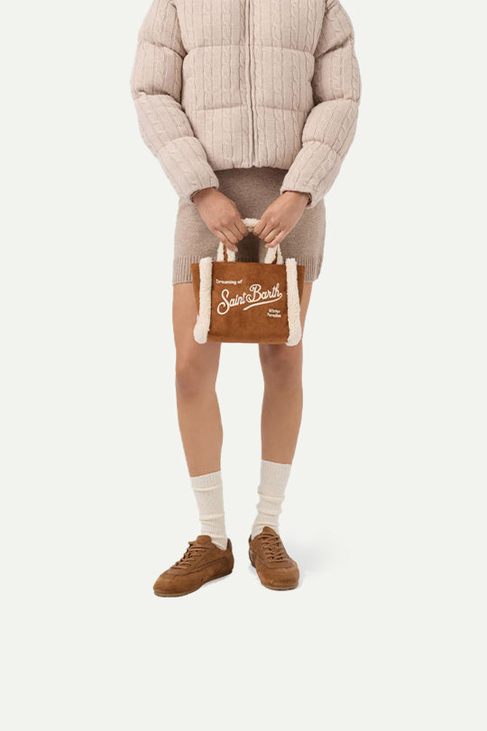 תיק SMALL BAG WITH STRAP בצבע קאמל עם פרווה