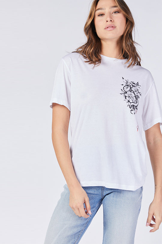 טי שירט קצרה עם הדפס נשים