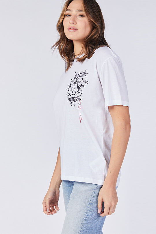 טי שירט קצרה עם הדפס נשים