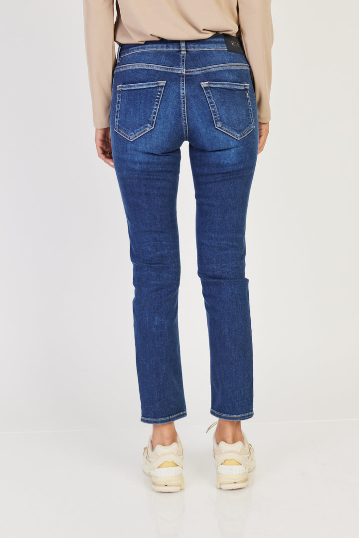 ג'ינס Mom בצבע כחול