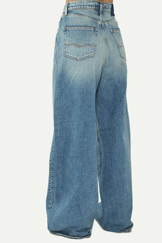 ג׳ינס MARGOT נשים בגזרה רחבה