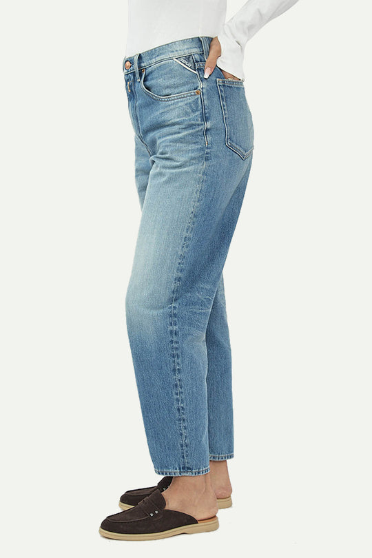 ג׳ינס  SAMUELA בגזרה ישרה בצבע תכלת