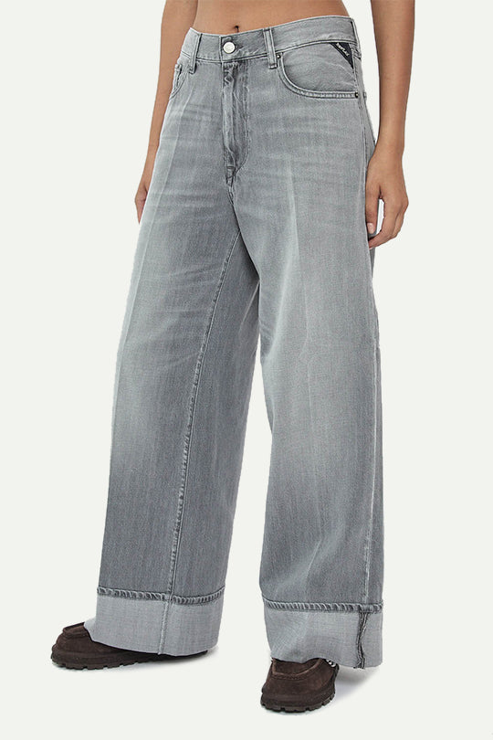 ג׳ינס NALAJA בגזרה רחבה