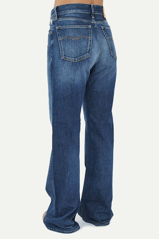 ג'ינס BECKA בגזרה רחבה בגוון כחול