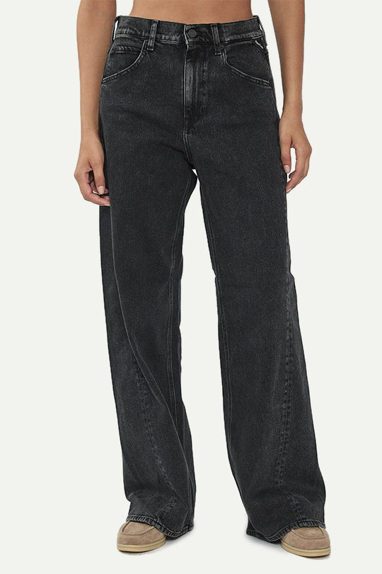 ג׳ינס NARJA בגזרה רחבה בצבע שחור דהוי