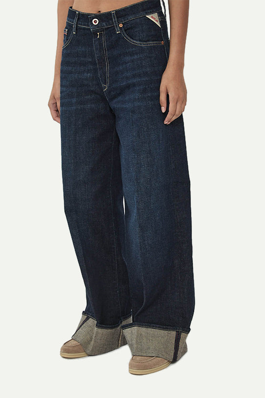 ג'ינס NALAJA בגזרה רחבה