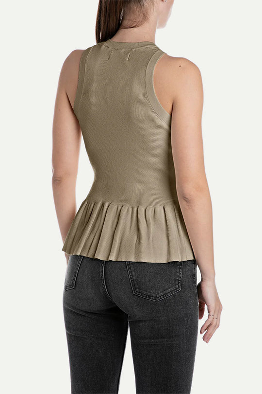 גופיית סריג מחויטת עם קפלים