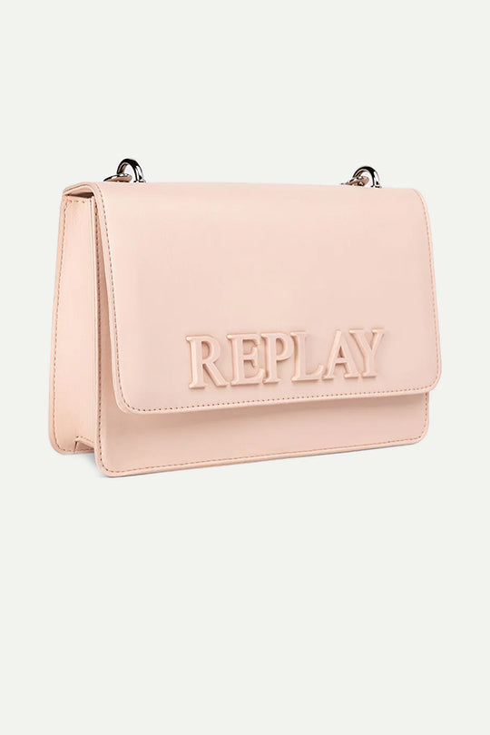 תיק צד בצבע ורוד בהיר עם לוגו מובלט