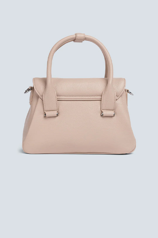 תיק יד לנשים בצבע בז׳ עם לוגו R מתכתי