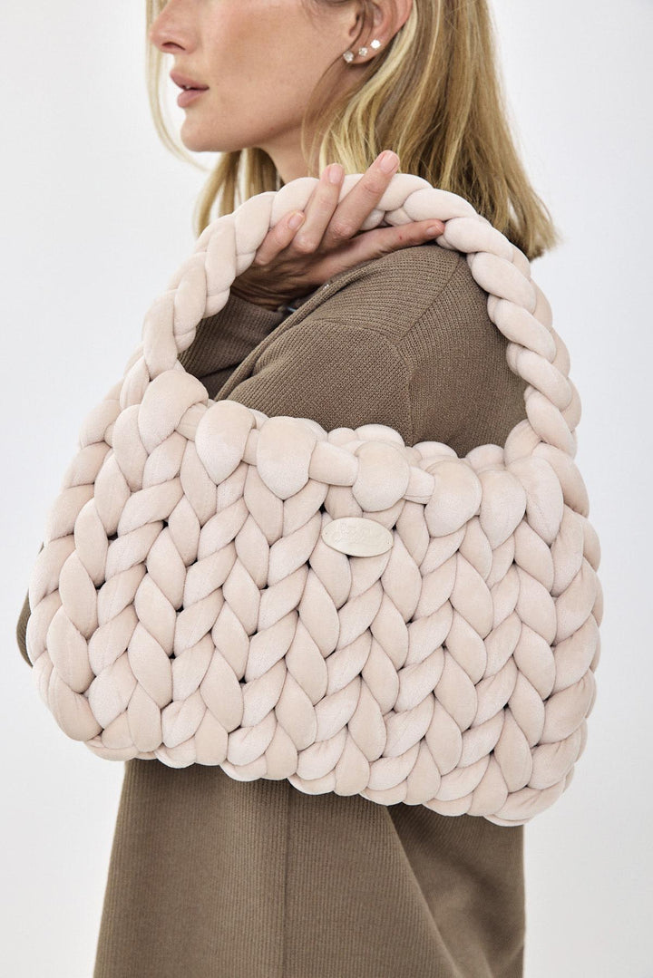 תיק ANAIS בצבע קרם