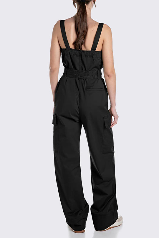 אוברול סטרפלס לנשים בגזרה רחבה בצבע שחור