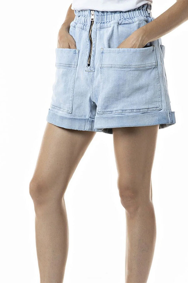מכנס קצר עם כיסים נשים