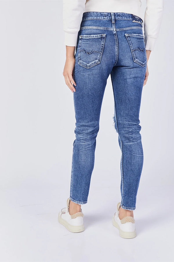 ג'ינס Mom Fit עם קרעים נשים