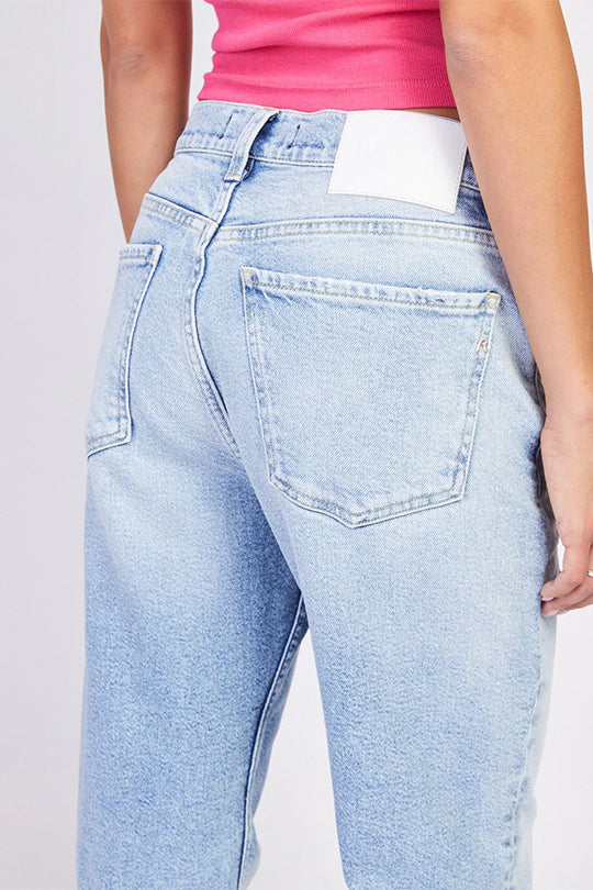 ג'ינס בסגירת שרוך נשים