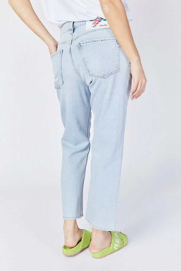 ג'ינס Mid Waist Straight Fit לנשים