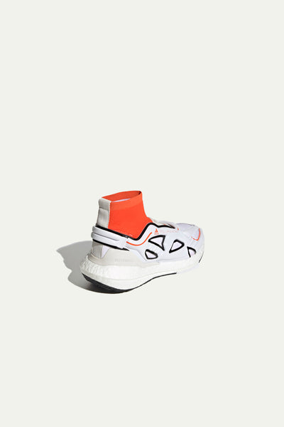 נעלי ספורט אולטרה בוסט לבן - Adidas Stella