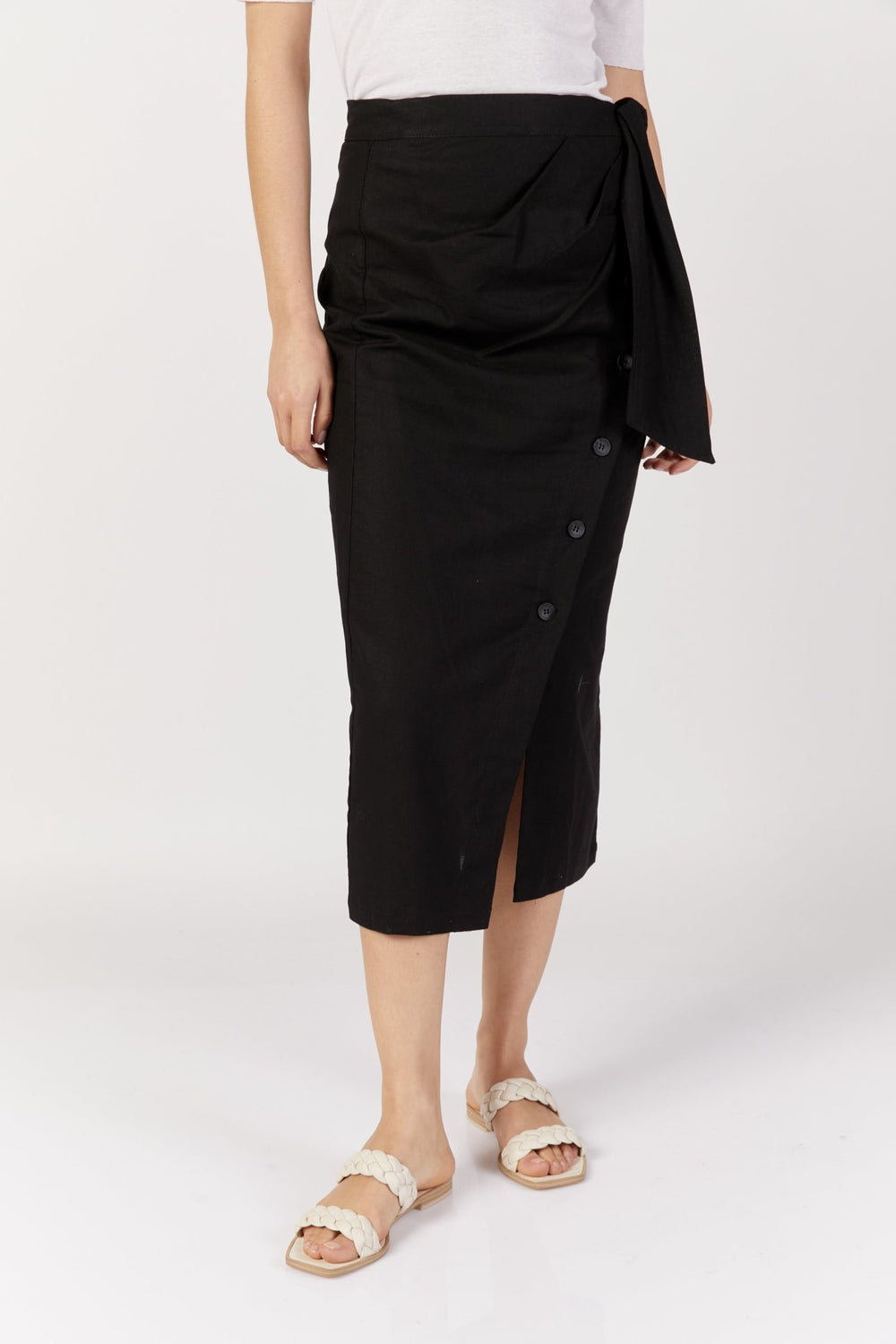 חצאית עפרון עם כפתורים בצבע שחור - Noritamy