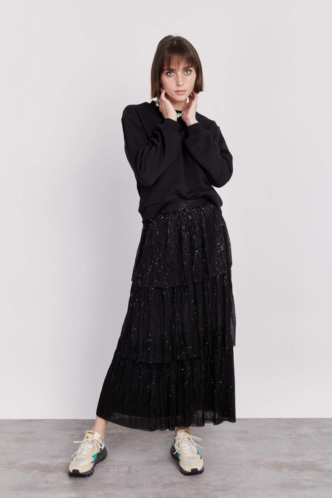 חצאית קריסטל שחורה - Sabina Musayev