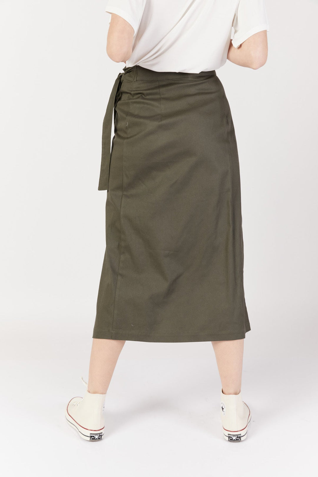 חצאית מעטפת קברנה בצבע זית - Razili Studio