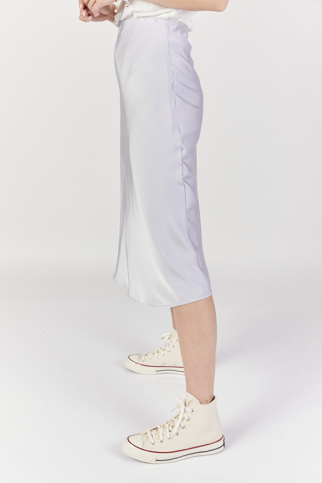חצאית מידי בלאנק בצבע תכלת - Razili Studio