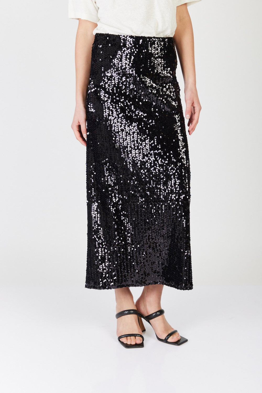 חצאית מידי פאייטים Sparkle בצבע שחור - Dana Sidi