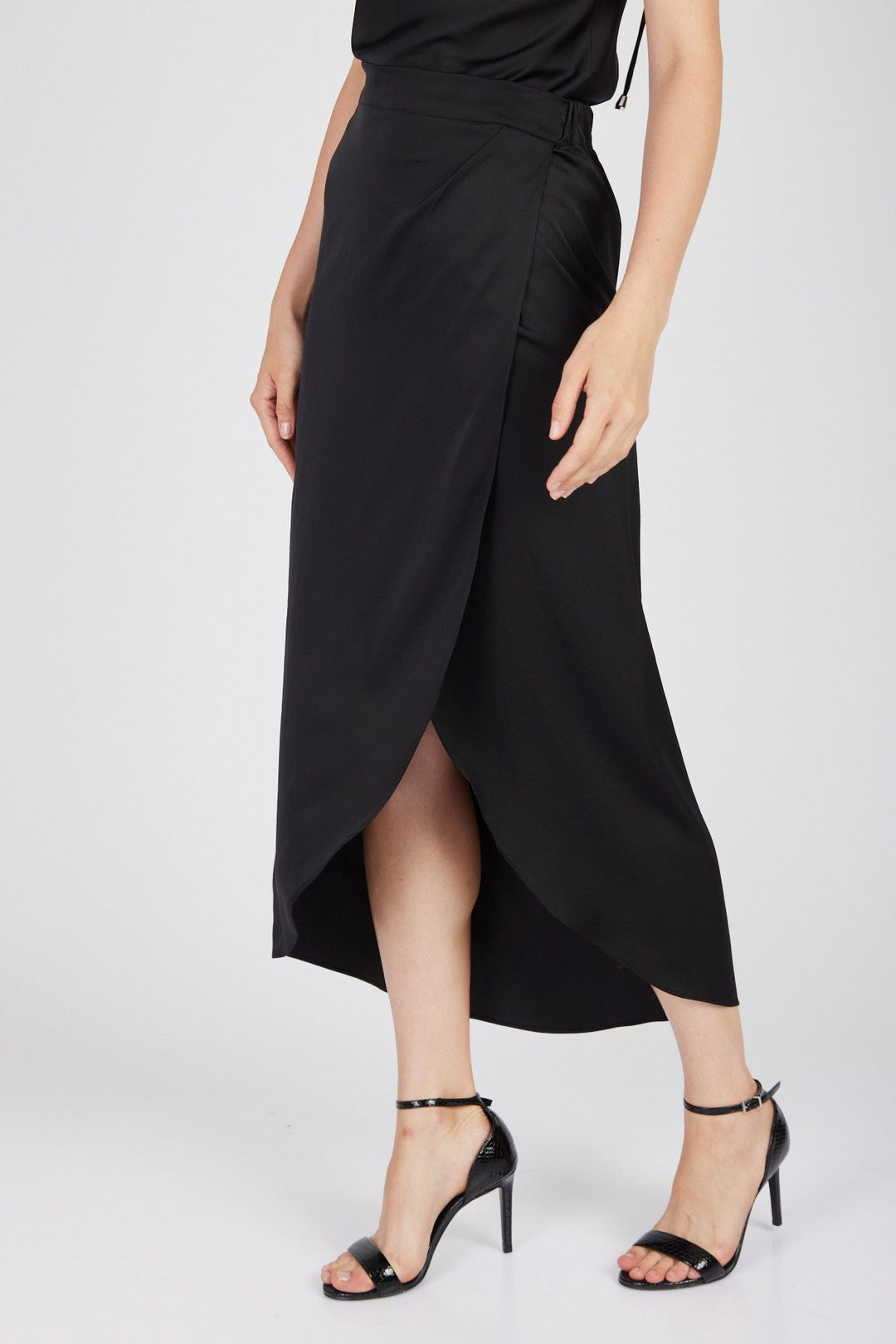 חצאית מידי ויזל בצבע שחור - M By Maskit