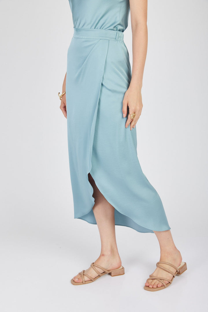 חצאית מידי ויזל בצבע תכלת - M By Maskit